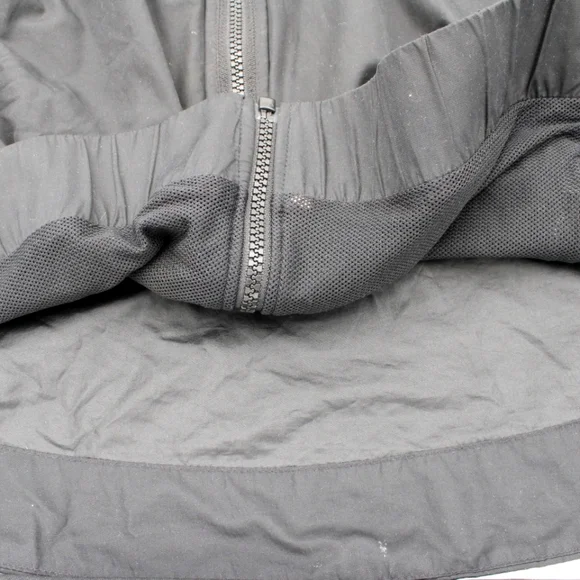 Nike Women’s 1X Black Fitted Windbreaker Jacket - Picture 4 of 5